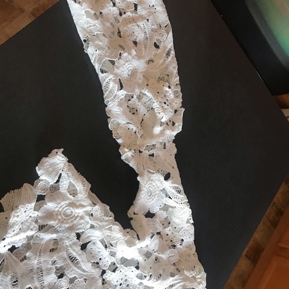 Cropped crochet top - Picture 2 of 3